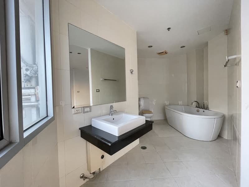 For Sale - The Master Centrium Asoke-Sukhumvit, Bangkok