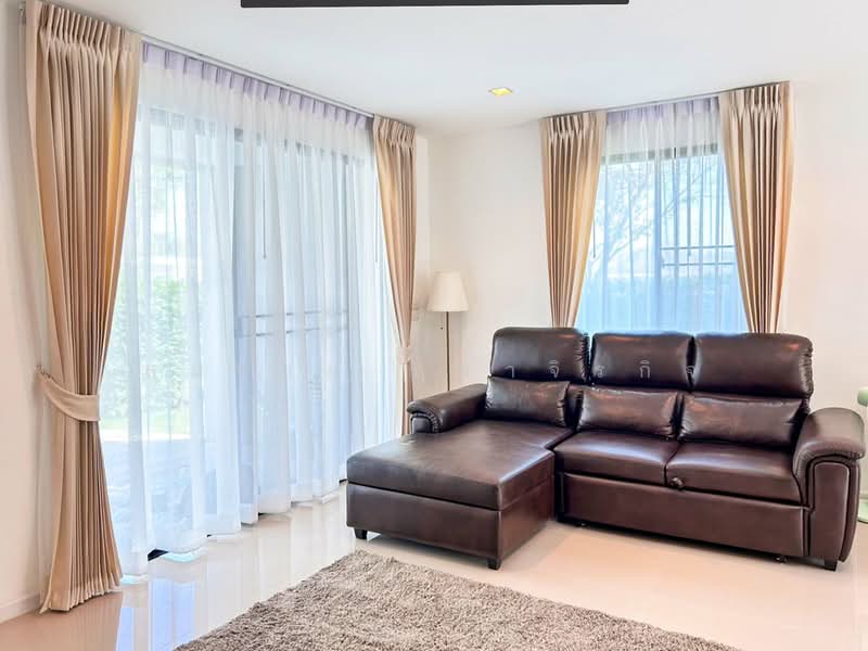 Q Prime Sukhumvit 77, Bangkok, Soi On Nut 46, Suan Luang, Suan Luang, Bangkok, 3 Bedrooms, 180 sqm, Townhouse For Rent, by Somchai Ruechajirakit, 500211560 - DDproperty.com