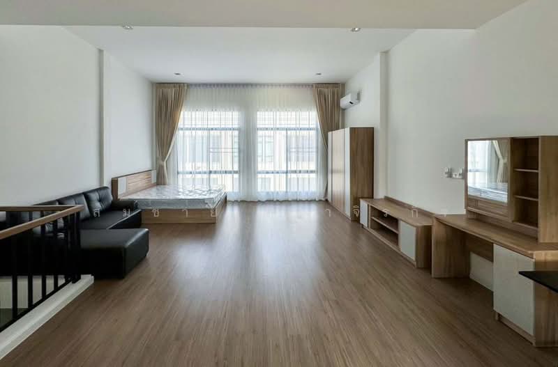 Q Prime Sukhumvit 77 : คิว ไพร์ม สุขุมวิท 77, กรุงเทพ, ซอย อ่อนนุช 46, สวนหลวง, สวนหลวง, กรุงเทพ, 180 ตร.ม., ทาวน์เฮ้าส์ ให้เช่า, โดย สมชาย ฤชาจิรกิจ, 500211560 - DDproperty.com