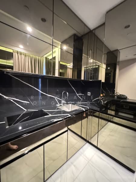 The Esse Sukhumvit 36, Bangkok, Soi Sukhumvit 36, Sukhumvit Road, Phra Kanong, Khlong Toei, Bangkok, 1 Bedroom, 43 sqm, Condo For Rent, by Ratchanee Wongpongtham, 500211586 - DDproperty.com