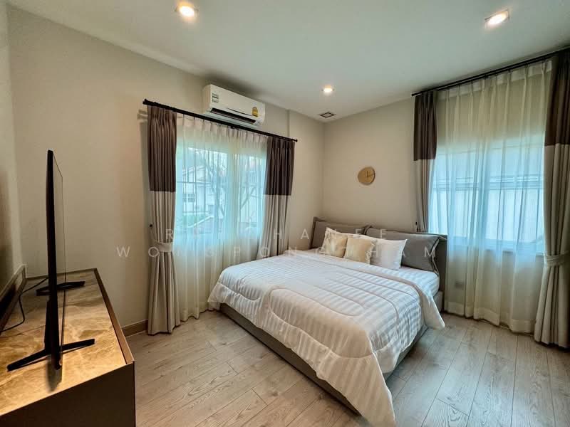 Nantawan Bangna Km.7, Samut Prakan, 98 Bangna-Trad Road, Bang Kaeo, Bang Plee, Samut Prakan, 4 Bedrooms, 287 sqm, Single Detached House For Rent, by Ratchanee Wongpongtham, 500211587 - DDproperty.com