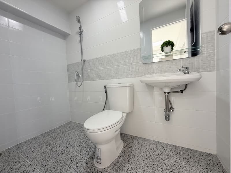 Pinjaruen3 Donmuang, Bangkok, Si Khan, Don Mueang, Bangkok, 2 Bedrooms, 140 sqm, Semi-Detached House (Twin House) For Sale, by คุณ ศศิวิภา พูลทา, 500211615 - DDproperty.com