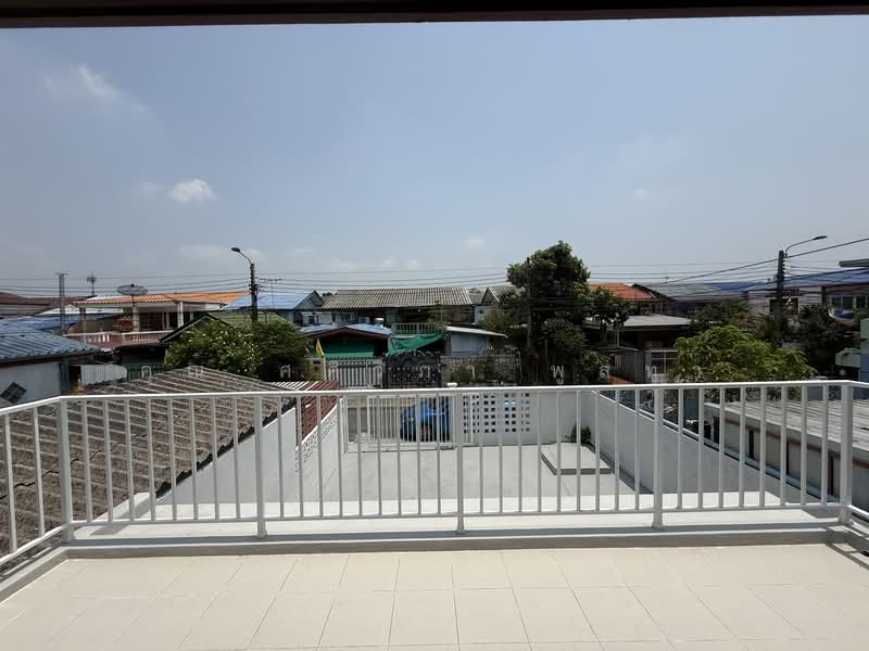 Pinjaruen3 Donmuang, Bangkok, Si Khan, Don Mueang, Bangkok, 2 Bedrooms, 140 sqm, Semi-Detached House (Twin House) For Sale, by คุณ ศศิวิภา พูลทา, 500211615 - DDproperty.com