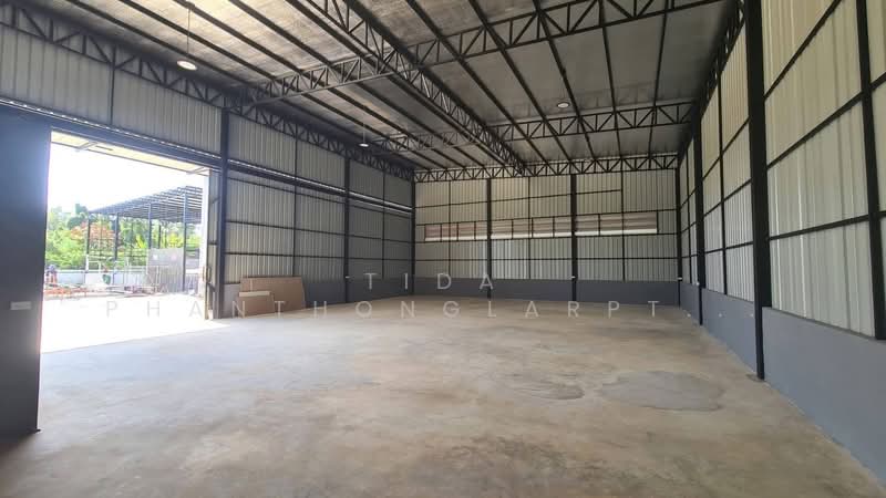 For Rent - Warehouse with office space for rent in Nimitmai area. Newly built, suitable for noisy environments., Bangkok