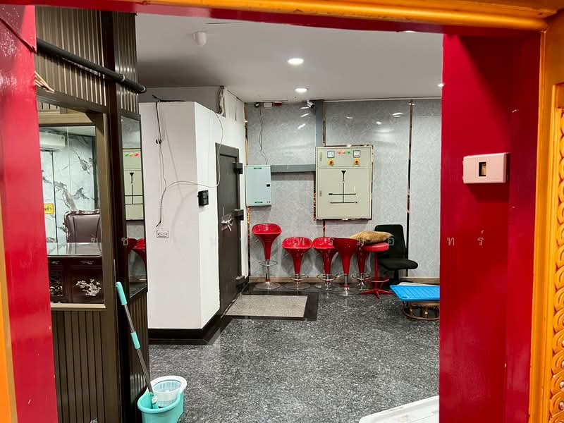 อาคารพาณิชย์ 3 ชั้น 2 คูหา กลางพัทยา, ชลบุรี, หนองปรือ, บางละมุง, ชลบุรี, 124 ตร.ม., ตึกแถว-อาคารพาณิชย์ ขาย, โดย รัชชานนท์ พรมอินทร์, 500211625 - DDproperty.com