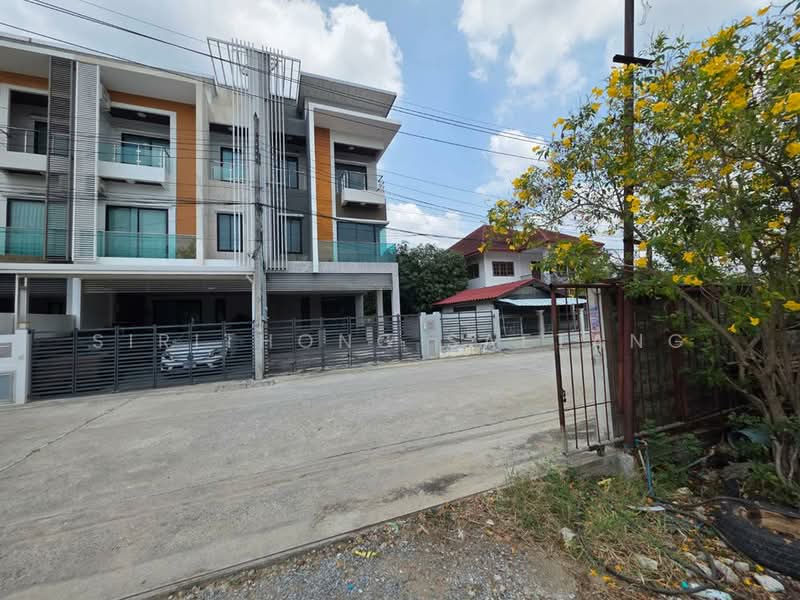Land 244 sq.wah, on Sukhaphiban 5 Road (Watcharapol-Saimai area), Tha Raeng, Bang Khen, Bangkok, สุขาภิบาล 5, Tha Rang, Bang Khen, Bangkok, , 976 sqm, Land For Sale, by Sirithong Saetang, 500211628 - DDproperty.com