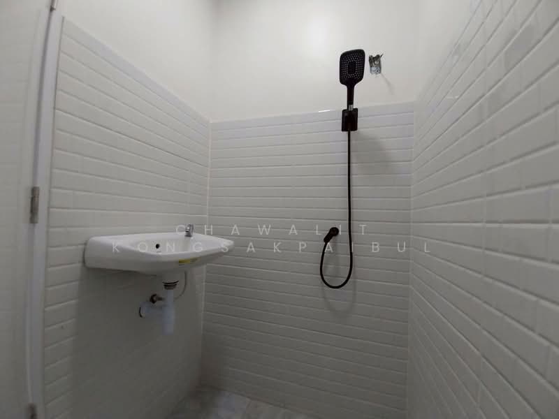 Baan Busakorn Rattiya, Nonthaburi, Bang Bua Thong, Bang Bua Thong, Nonthaburi, 2 Bedrooms, 125 sqm, Townhouse For Sale, by CHAWALIT KONGSAKPAIBUL, 500211636 - DDproperty.com