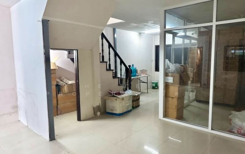 ลาดพร้าววิลเลจ (Latphrao Village), Bangkok, Lat Phrao, Lat Phrao, Bangkok, 3 Bedrooms, 100 sqm, Townhouse For Sale, by The Best Property รัตน์, 500211640 - DDproperty.com