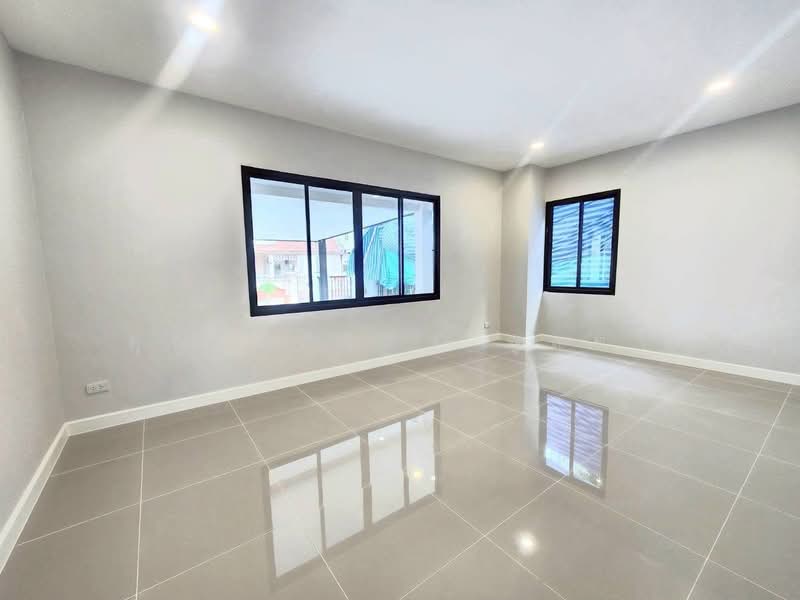 Laddarom Pinklao-Kanchanapisek : ลัดดารมย์ ปิ่นเกล้า-กาญจนาภิเษก, นนทบุรี, ถนนกาญจนาภิเษก, บางม่วง, บางใหญ่, นนทบุรี, 210 ตร.ม., บ้านเดี่ยว ขาย, โดย คุณ ศศิวิภา พูลทา, 500211645 - DDproperty.com