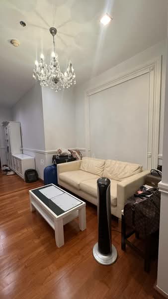 Ivy Sathorn 10 : ไอวี่ สาทร 10, กรุงเทพ, 88 ซอยสาทร 12 ถนนสาทร, สีลม, บางรัก, กรุงเทพ, 40 ตร.ม., คอนโด ให้เช่า, โดย TREBA - Ratthanatorn, 500211648 - DDproperty.com