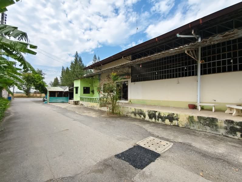 For Sale - โกดังพร้อมที่พักบ้านโป่ง ราชบุรี, Ratchaburi