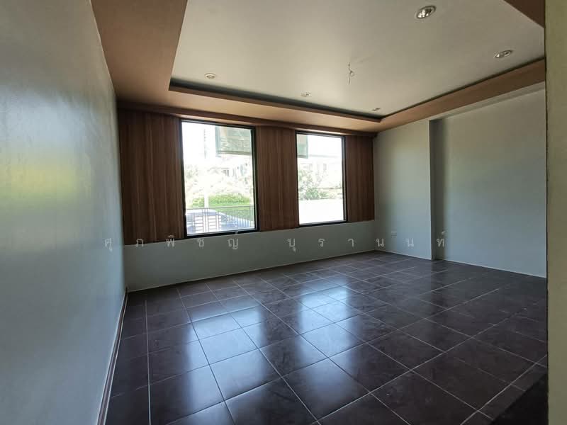 Centro Rangsit, Pathum Thani, Rangsit - Nakhon Nayok Road, Bang Yitho, Thanyaburi, Pathum Thani, 4 Bedrooms, 160 sqm, Single Detached House For Sale, by ศุภพิชญ์ บุรานนท์, 500211678 - DDproperty.com