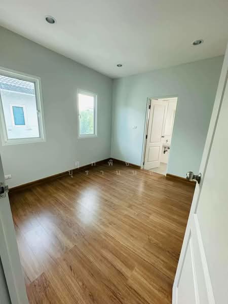 Centro Rangsit : เซนโทร รังสิต, ปทุมธานี, ถนนรังสิต - นครนายก, บึงยี่โถ, ธัญบุรี, ปทุมธานี, 160 ตร.ม., บ้านเดี่ยว ขาย, โดย ศุภพิชญ์ บุรานนท์, 500211678 - DDproperty.com