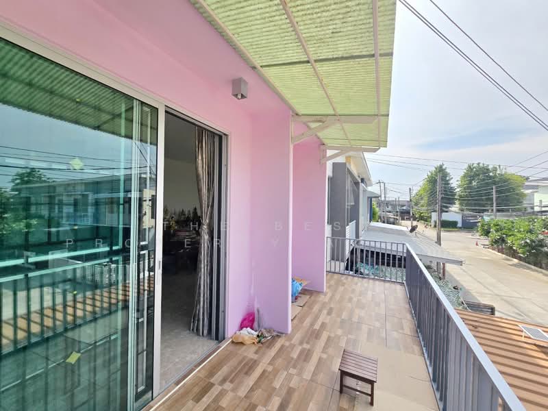 The Connect Bearing Station, Samut Prakan, Soi Bearing 58/6, Samrong Nua, Muang Samut Prakarn, Samut Prakan, 3 Bedrooms, 100 sqm, Townhouse For Sale, by The Best Property Agent ขวัญ, 500211682 - DDproperty.com