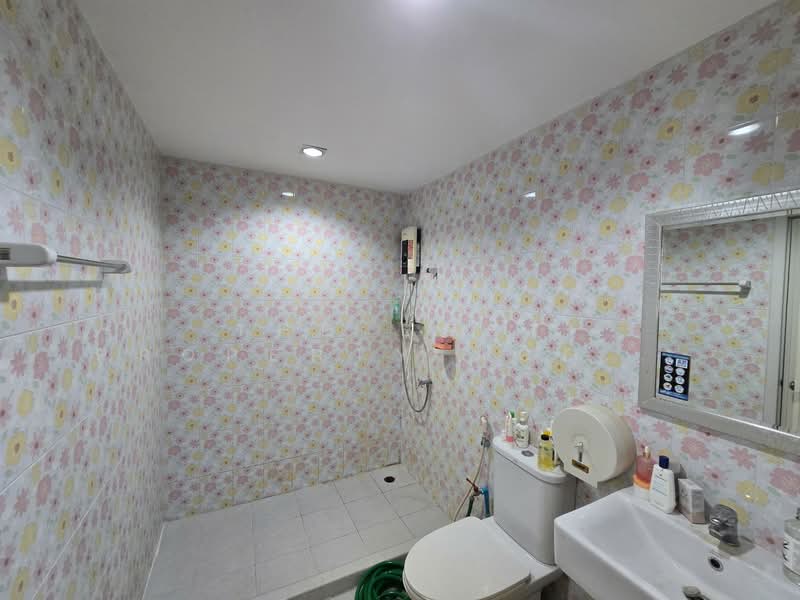 The Connect Bearing Station, Samut Prakan, Soi Bearing 58/6, Samrong Nua, Muang Samut Prakarn, Samut Prakan, 3 Bedrooms, 100 sqm, Townhouse For Sale, by The Best Property Agent ขวัญ, 500211682 - DDproperty.com