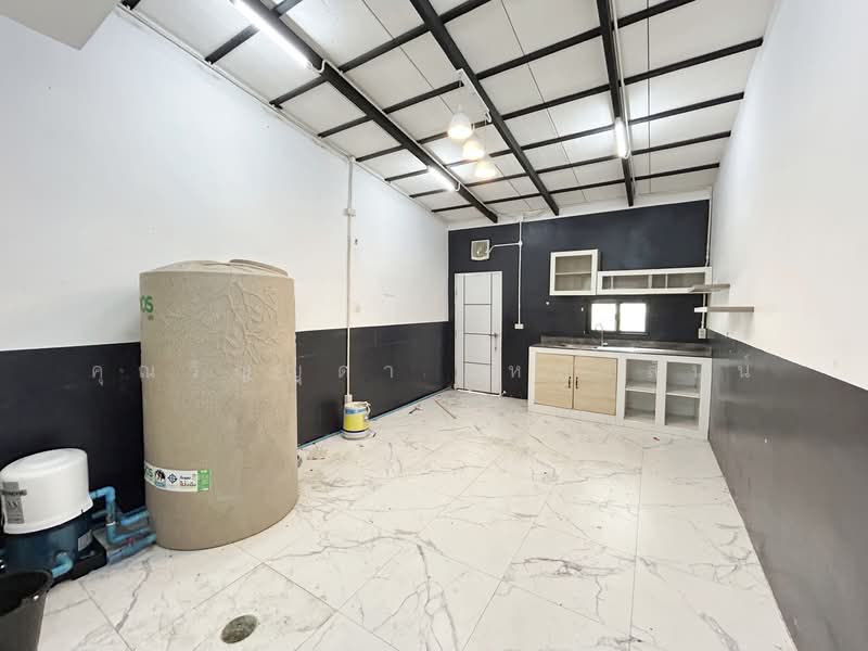 Metro Biz Town Chaengwattan 2, Nonthaburi, Khlong Phra Udom, Pak Kret, Nonthaburi, , 180 sqm, Shophouse For Sale, by คุณวิญญุดา เหล่าสันน์, 500211689 - DDproperty.com