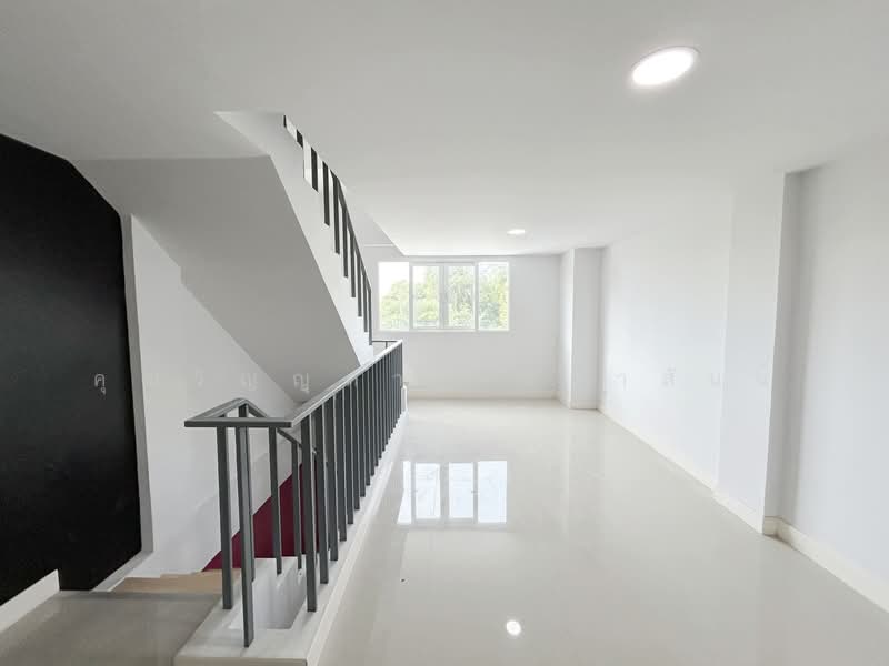 Metro Biz Town Chaengwattan 2, Nonthaburi, Khlong Phra Udom, Pak Kret, Nonthaburi, , 180 sqm, Shophouse For Sale, by คุณวิญญุดา เหล่าสันน์, 500211689 - DDproperty.com