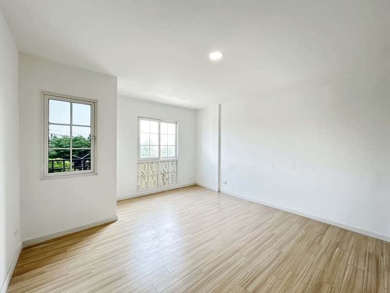 เมทโทร บิซทาวน์ แจ้งวัฒนะ 2, นนทบุรี, คลองพระอุดม, ปากเกร็ด, นนทบุรี, 180 ตร.ม., ตึกแถว-อาคารพาณิชย์ ขาย, โดย คุณวิญญุดา เหล่าสันน์, 500211689 - DDproperty.com