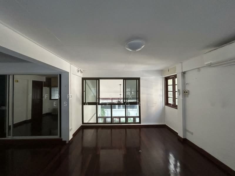 Home Office สไตล์ Cafe ใกล้รถไฟฟ้า 2 สาย จตุจักร-รัชโยธิน-เสนา-เกษตร-วิภาวดี-งามวงศ์วาน, Bangkok, Lat Yao, Chatuchak, Bangkok, 4 Bedrooms, 360 sqm, Townhouse For Rent, by Forty-Six Real Estate Group, 500211718 - DDproperty.com