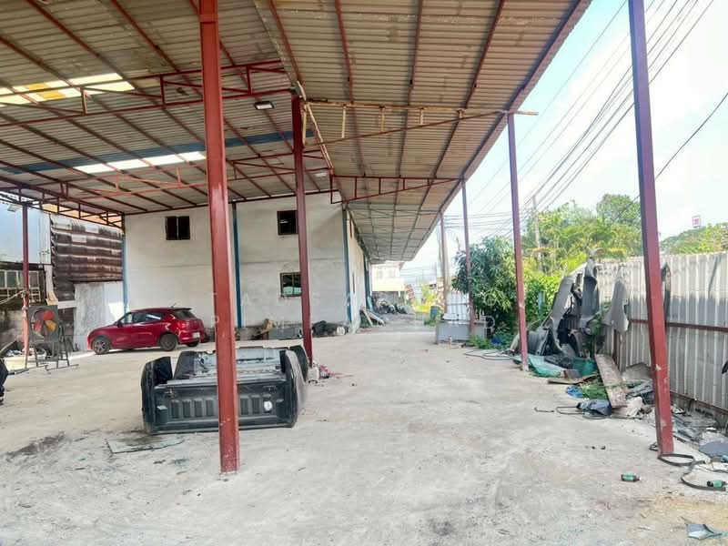 For Sale - โกดัง 200 ตร.ว. ซ.สุวินทวงศ์ 82/3 ห่างจากถนนใหญ่ เพียง 100 เมตร, Bangkok