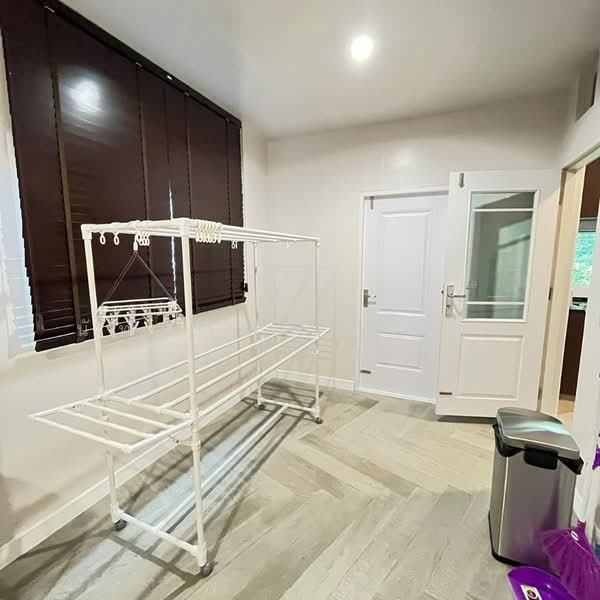 Nantawan Ramintra-Paholyothin 50, Bangkok, Thep Rak Road, Tha Rang, Bang Khen, Bangkok, 4 Bedrooms, 291 sqm, Single Detached House For Rent, by Nattayaporn Peumkul (Benz), 500211725 - DDproperty.com