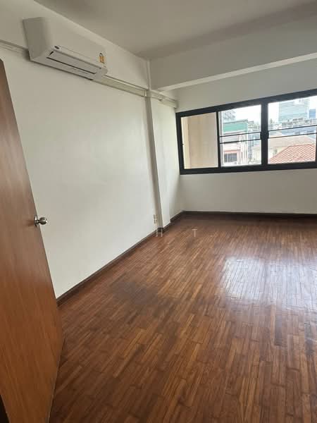 For Rent - อาคารให้เช่า นานา อโศก สุขุมวิท : Buildings for rent in Nana, Asoke, Sukhumvit., Bangkok