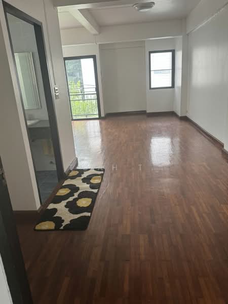 อาคารให้เช่า นานา อโศก สุขุมวิท : Buildings for rent in Nana, Asoke, Sukhumvit., กรุงเทพ, คลองเตย, คลองเตย, กรุงเทพ, 550 ตร.ม., ตึกแถว-อาคารพาณิชย์ ให้เช่า, โดย TOAH T., 500211726 - DDproperty.com