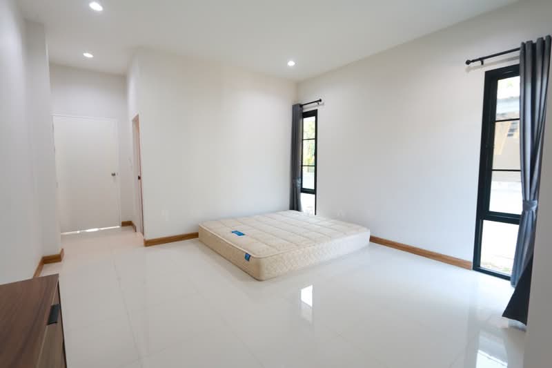 Affordable 3 Bedroom Home in Saraphi, Chiang Mai, Saraphi, Saraphi, Chiang Mai, 3 Bedrooms, 120 sqm, Single Detached House For Sale, by คุณ รุ่งทิพย์, 500211752 - DDproperty.com