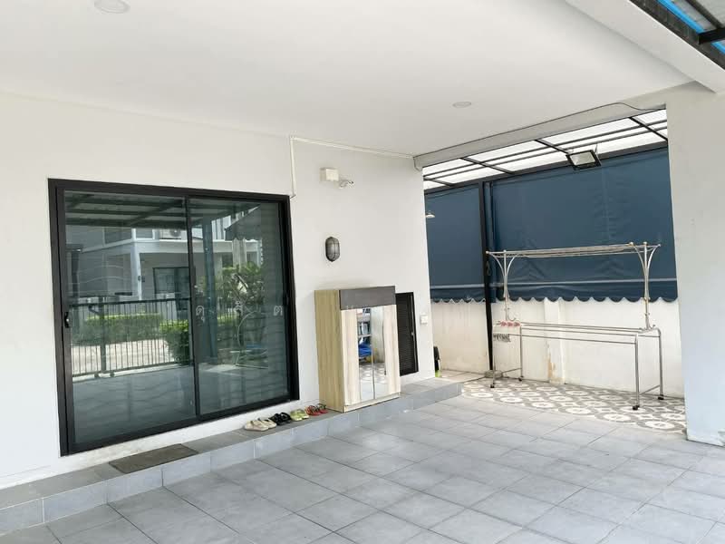 For Rent - ให้เช่าบ้านแฝด ม.มณีรินทร์ไพรเวทซี่ ศรีราชา, Chon Buri (Pattaya)