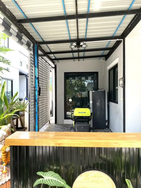 For Rent - ให้เช่าบ้านแฝด ม.มณีรินทร์ไพรเวทซี่ ศรีราชา, Chon Buri (Pattaya)