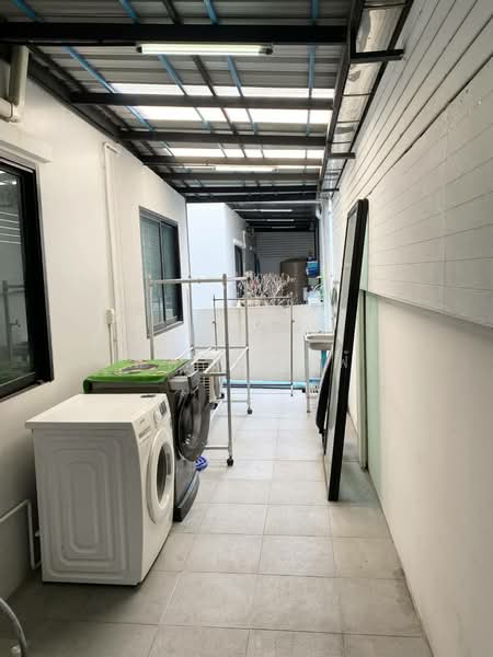 For Rent - ให้เช่าบ้านแฝด ม.มณีรินทร์ไพรเวทซี่ ศรีราชา, Chon Buri (Pattaya)