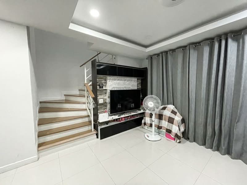 For Rent - ให้เช่าบ้านแฝด ม.มณีรินทร์ไพรเวทซี่ ศรีราชา, Chon Buri (Pattaya)