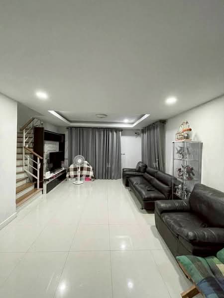 For Rent - ให้เช่าบ้านแฝด ม.มณีรินทร์ไพรเวทซี่ ศรีราชา, Chon Buri (Pattaya)