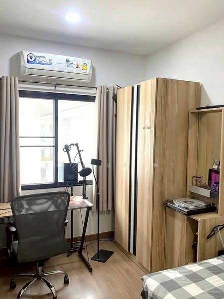 ให้เช่าบ้านแฝด ม.มณีรินทร์ไพรเวทซี่ ศรีราชา, ชลบุรี, หนองขาม, ศรีราชา, ชลบุรี, 150 ตร.ม., บ้านแฝด ให้เช่า, โดย ดุสิต แสงฟ้า, 500211763 - DDproperty.com