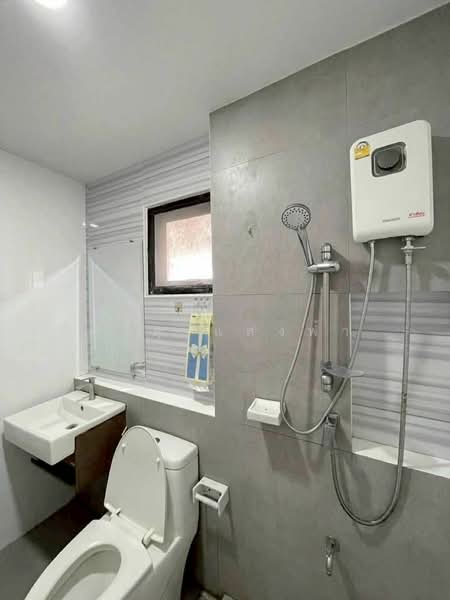 For Rent - ให้เช่าบ้านแฝด ม.มณีรินทร์ไพรเวทซี่ ศรีราชา, Chon Buri (Pattaya)