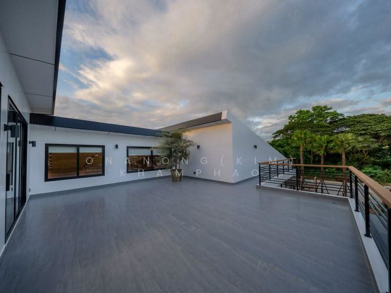 บ้านพูลวิลล่าสุดหรู วัดเกต เชียงใหม่, Chiang Mai, Wat Khet, Muang Chiang Mai, Chiang Mai, 4 Bedrooms, 519 sqm, Villa For Sale, by Onanong(Kim) Khamphao, 500211765 - DDproperty.com