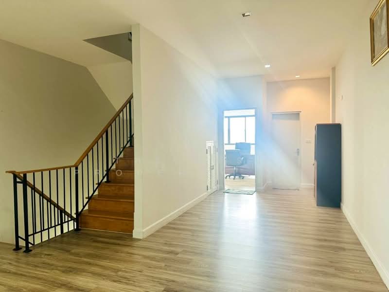 เพฟ ปิ่นเกล้า-ศาลายา, นนทบุรี, ศาลากลาง, บางกรวย, นนทบุรี, 100 ตร.ม., ตึกแถว-อาคารพาณิชย์ ขาย, โดย The Best Property เปิ้ล, 500211768 - DDproperty.com