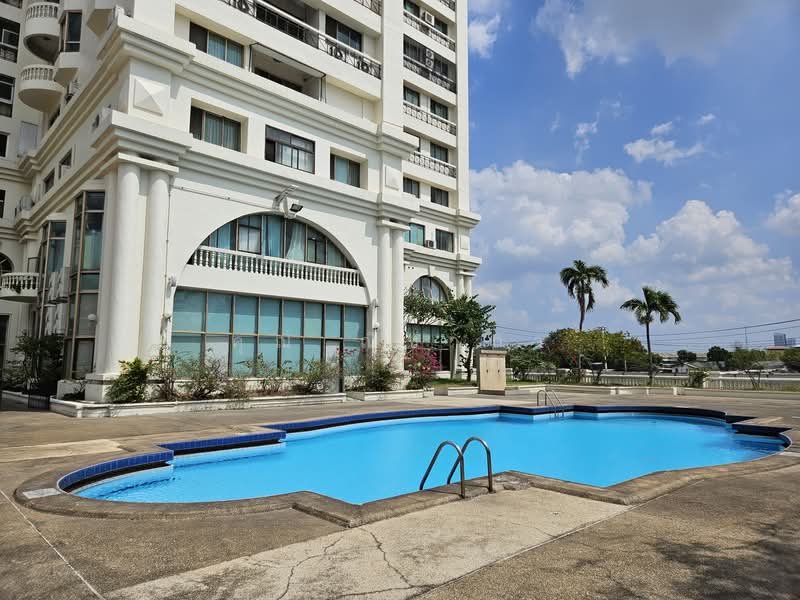 ขาย ออฟฟิศ Royal Castle Pattanakarn Condo พัฒนาการ 30 ขนาด 184 ตรม. 2 ห้องประชุม, Bangkok, Suan Luang, Suan Luang, Bangkok, , 184 sqm, Office Space For Sale, by คุณ ณิชาภา, 500211771 - DDproperty.com