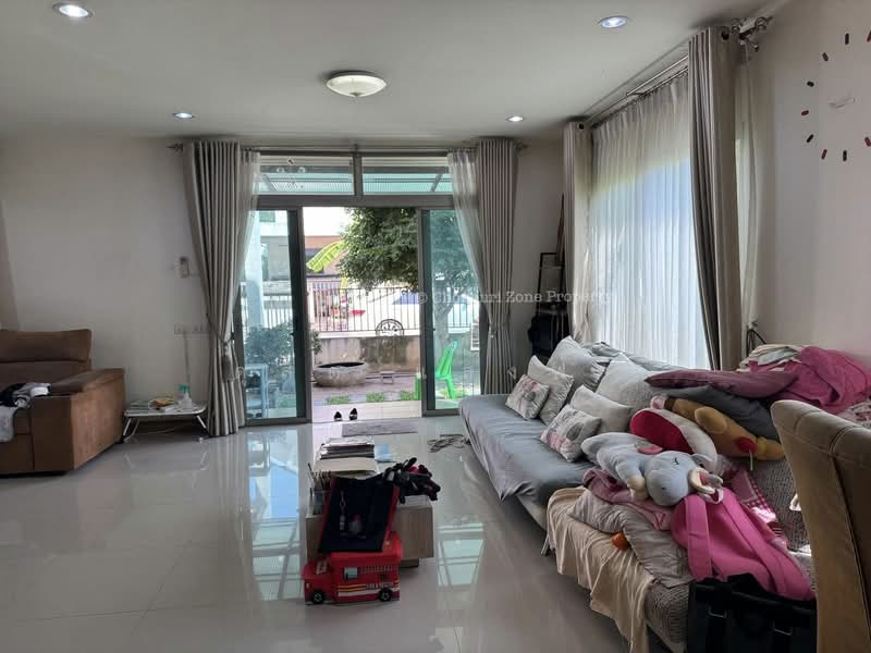 ขายบ้านเดี่ยวหลังใหญ่ แปลงมุม ม.แมกโนลีย์ สวนเสือ ศรีราชา, Chon Buri (Pattaya), Surasak, Si Racha, Chon Buri (Pattaya), 4 Bedrooms, 200 sqm, Single Detached House For Sale, by Dusit Saengfa, 500211795 - DDproperty.com