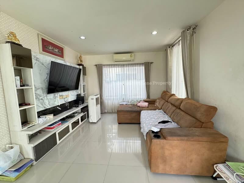 ขายบ้านเดี่ยวหลังใหญ่ แปลงมุม ม.แมกโนลีย์ สวนเสือ ศรีราชา, ชลบุรี, สุรศักดิ์, ศรีราชา, ชลบุรี, 200 ตร.ม., บ้านเดี่ยว ขาย, โดย ดุสิต แสงฟ้า, 500211795 - DDproperty.com