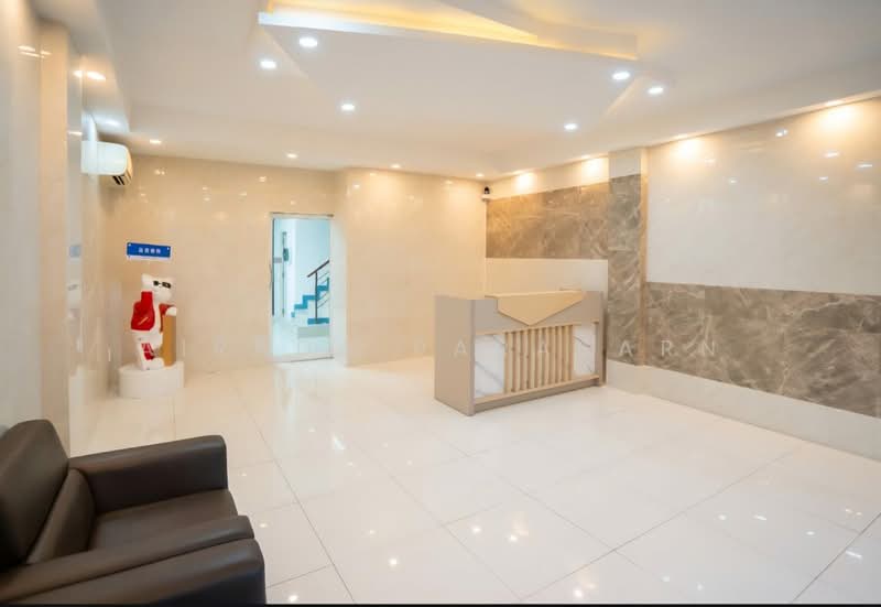 RK Biz Center Motorway - Airportlink, Bangkok, Motorway Road, Khlong Song Ton Nun, Lat Krabang, Bangkok, 4 Bedrooms, 210 sqm, Townhouse For Rent, by Airada Parasarn, 500211806 - DDproperty.com