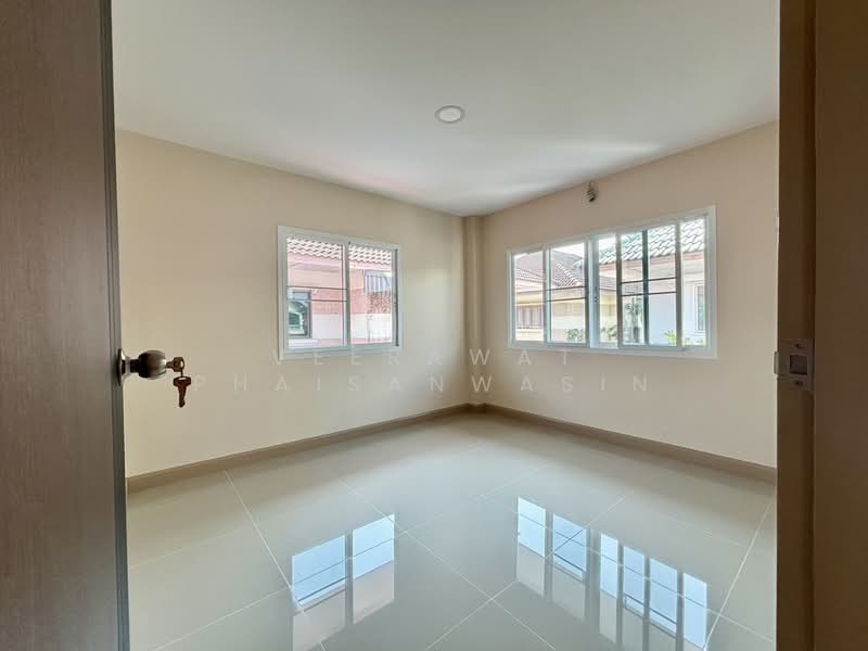 Supawan Romklao, Bangkok, Romklao Road, Khlong Sam Prawet, Lat Krabang, Bangkok, 3 Bedrooms, 72 sqm, Single Detached House For Sale, by Veerawat Phaisanwasin, 500211811 - DDproperty.com