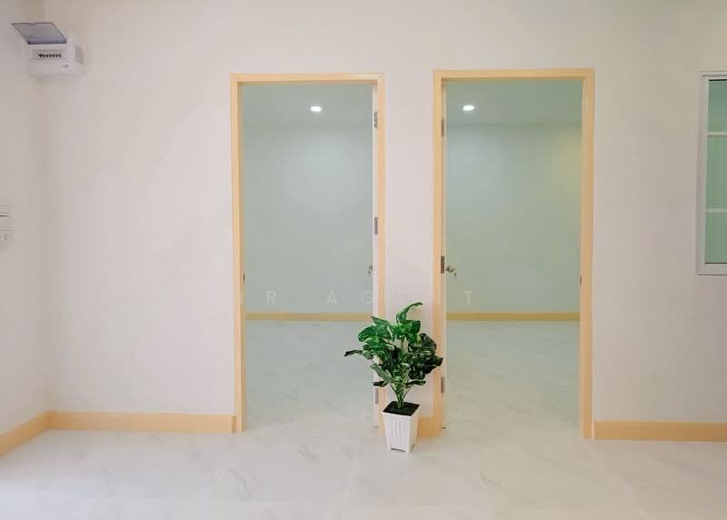 Baan Buathong 4, Nonthaburi, Ban Kluay-Sai Noi Road, Phimonrat, Bang Bua Thong, Nonthaburi, 3 Bedrooms, 80 sqm, Townhouse For Sale, by NR AGENT, 500211830 - DDproperty.com