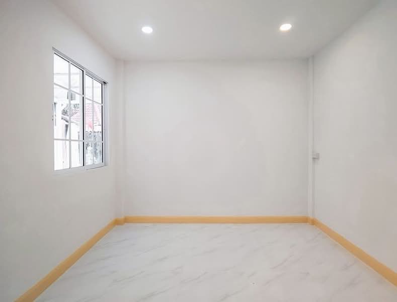 Baan Buathong 4, Nonthaburi, Ban Kluay-Sai Noi Road, Phimonrat, Bang Bua Thong, Nonthaburi, 3 Bedrooms, 80 sqm, Townhouse For Sale, by NR AGENT, 500211830 - DDproperty.com