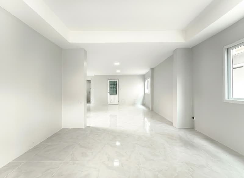 บ้านแฝด ซอยเทิดราชัน 17, กรุงเทพ, สีกัน, ดอนเมือง, กรุงเทพ, 160 ตร.ม., บ้านแฝด ขาย, โดย NR AGENT, 500211832 - DDproperty.com