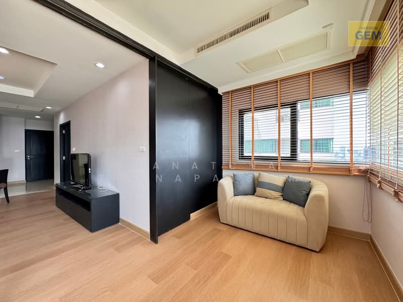 Sathorn Gardens, Bangkok, 39 South Sathorn Road, Thung Maha Mek, Sathon, Bangkok, 1 Bedroom, 60 sqm, Condo For Rent, by Thanatcha Thanapaisan, 500211838 - DDproperty.com