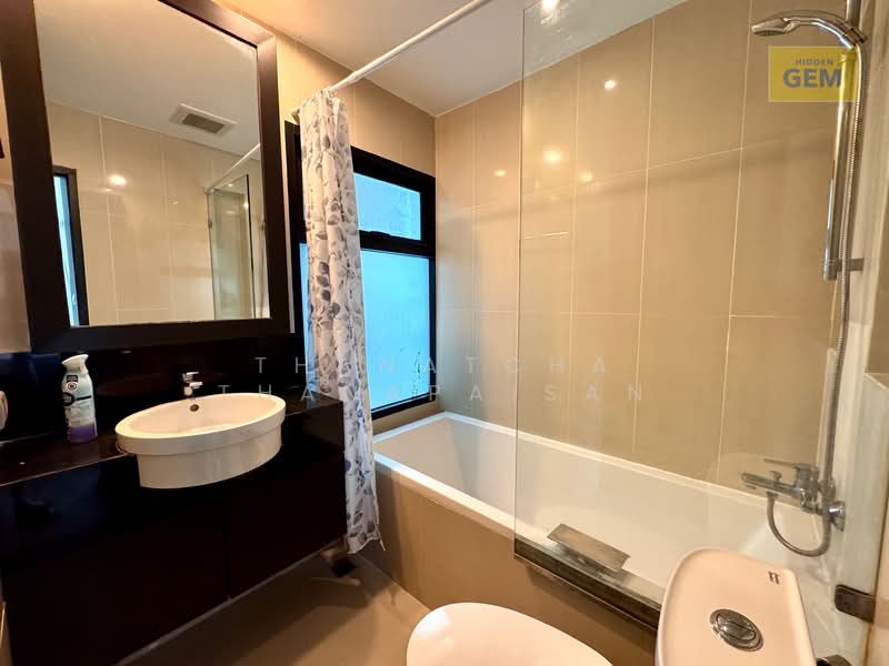 Sathorn Gardens, Bangkok, 39 South Sathorn Road, Thung Maha Mek, Sathon, Bangkok, 1 Bedroom, 60 sqm, Condo For Rent, by Thanatcha Thanapaisan, 500211838 - DDproperty.com