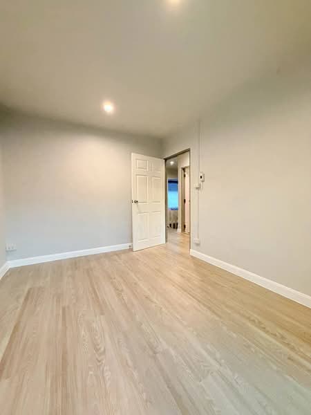 Baan Phrueksa 3 Bang Bua Thong, Nonthaburi, Soi Moobaan Phrueksa 3, Bang Khu Rat, Bang Bua Thong, Nonthaburi, 3 Bedrooms, 100 sqm, Townhouse For Sale, by NR AGENT, 500211842 - DDproperty.com