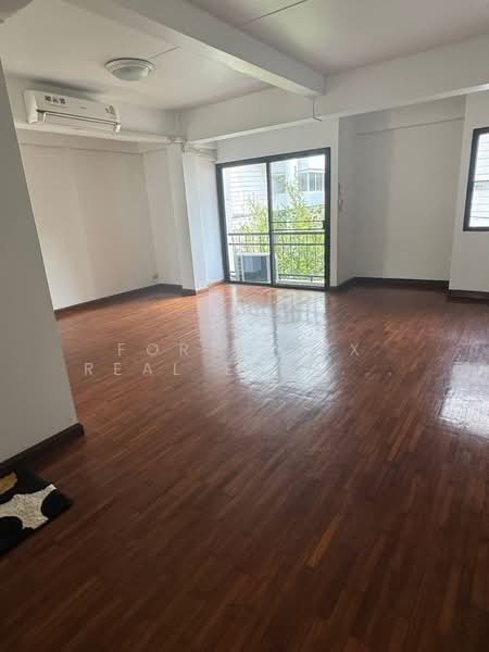 For Rent - ให้เช่าโฮมออฟฟิศ 4ชั้น, Bangkok