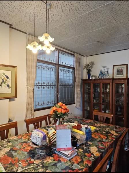 For Sale - Detached home 95SQW Ratchadapisek32 5bed3bathrooms, Bangkok